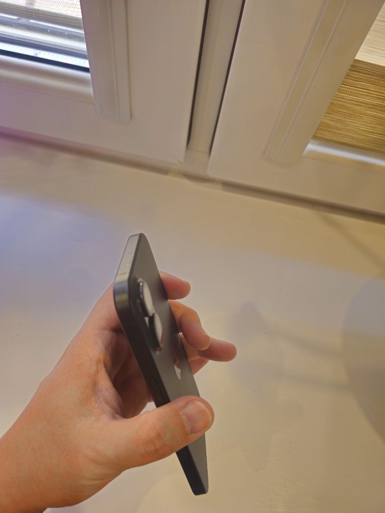 Iphone 16 в отличном состоянии