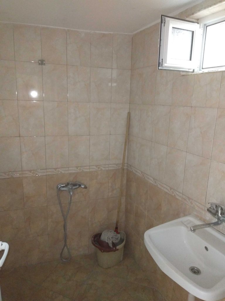 Продава се Къща в Първомай - 100 кв.м за 570 €/кв.м - Снимка #11