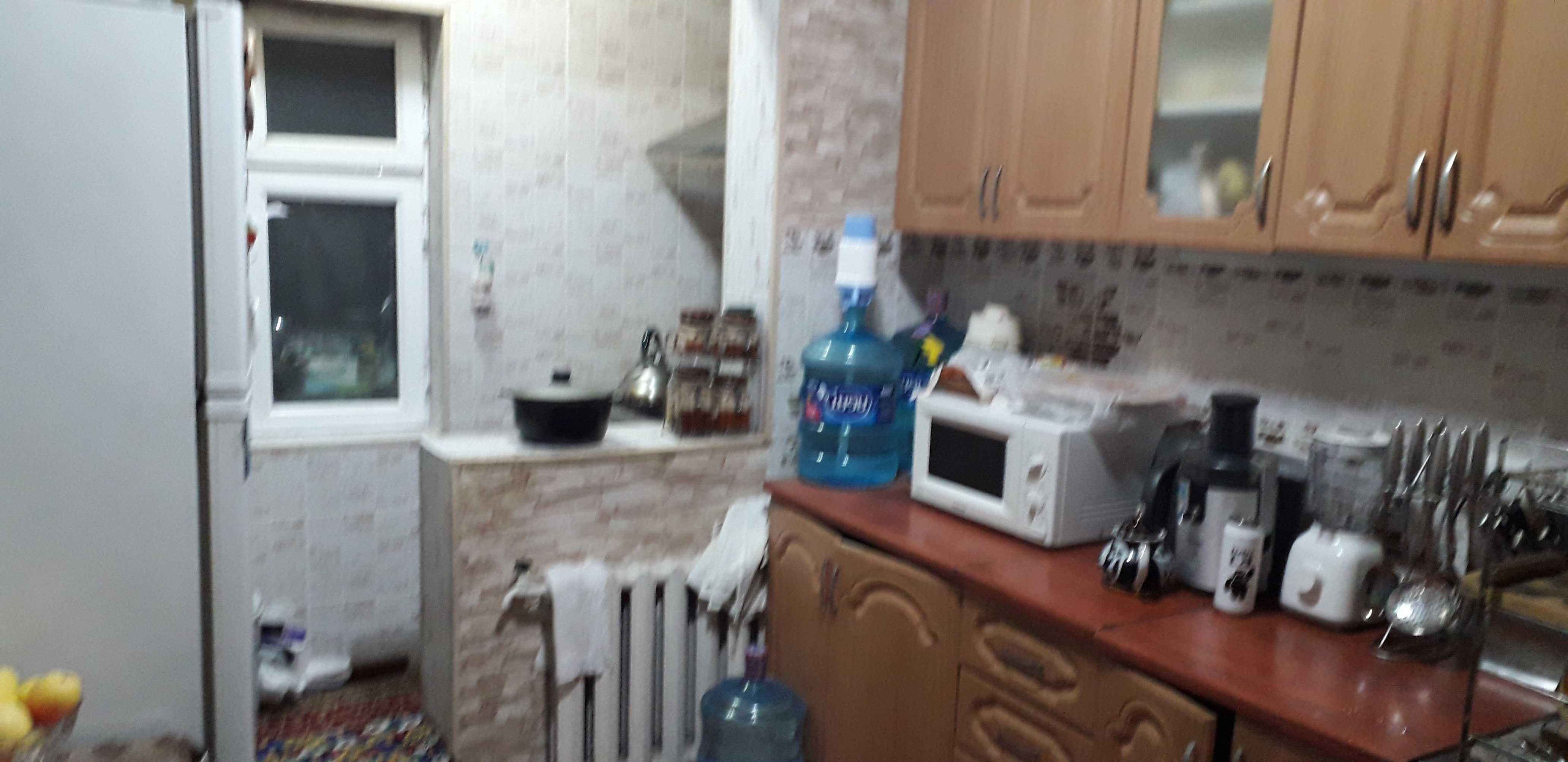 Продам квартиру 2/2/9 Ц-13 метро А.Навои отель Рамада
