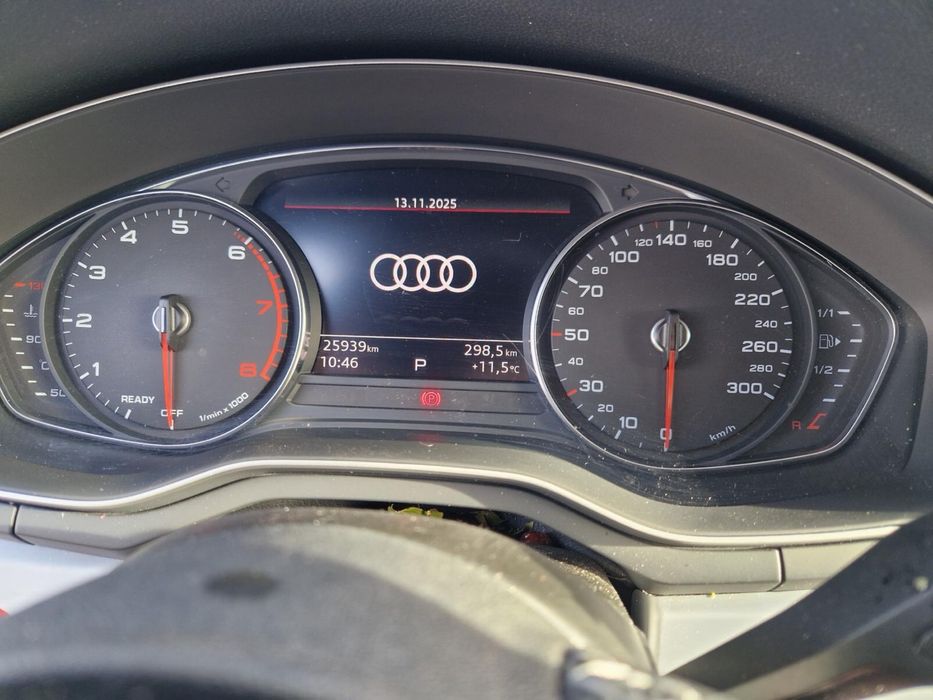 Audi A4 S line 2.0 TFSI Mild Hybrid 2024 avariat 25000 km