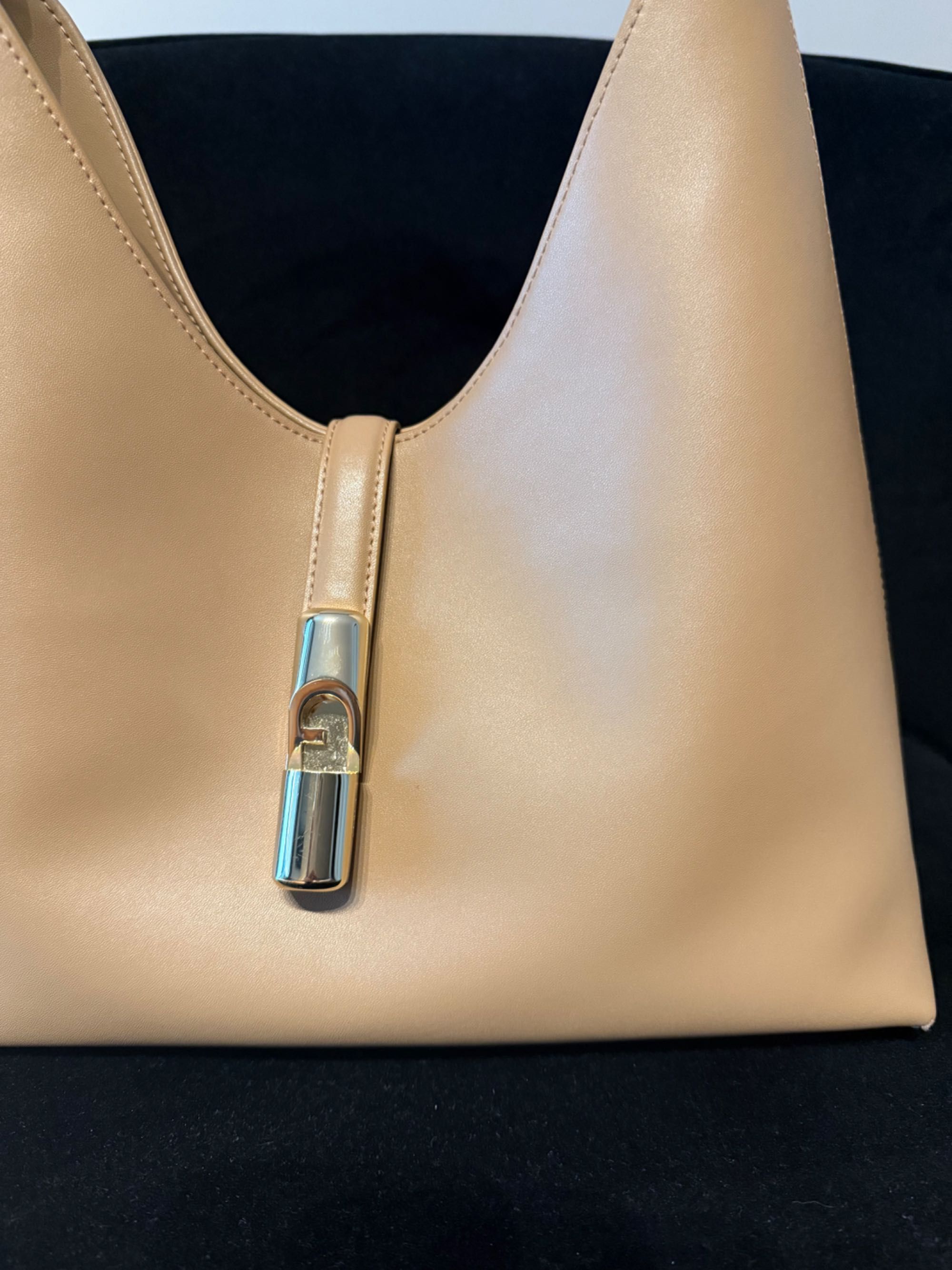 Оригинална чанта FURLA