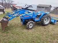 Iseki tk 29 cu incarcator frontal 4x4