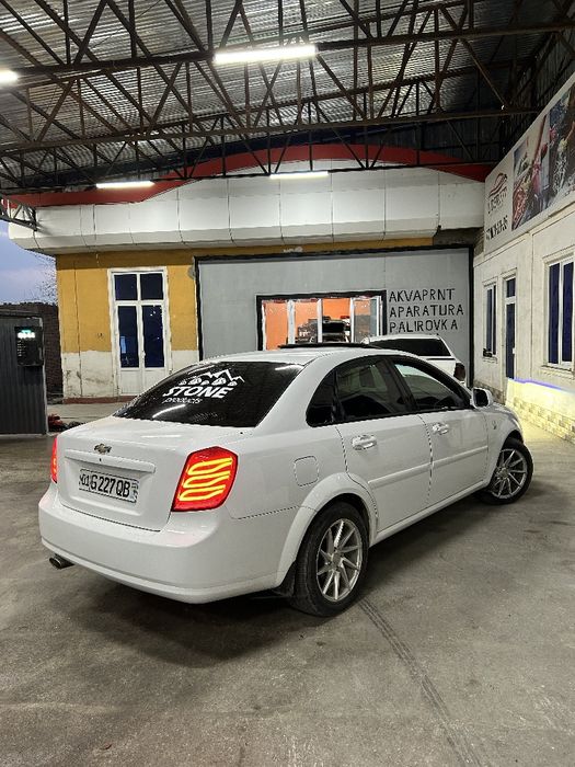 Jentra holati yaxshi kraska faqat kapotda bor