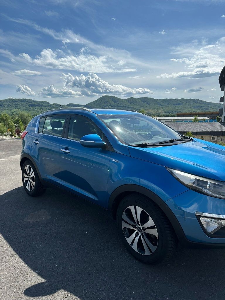 Vând KIA sportage