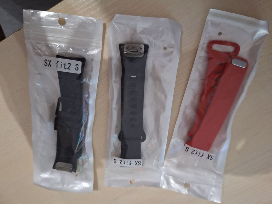 Часы Samsung Gear Fit 2 Pro