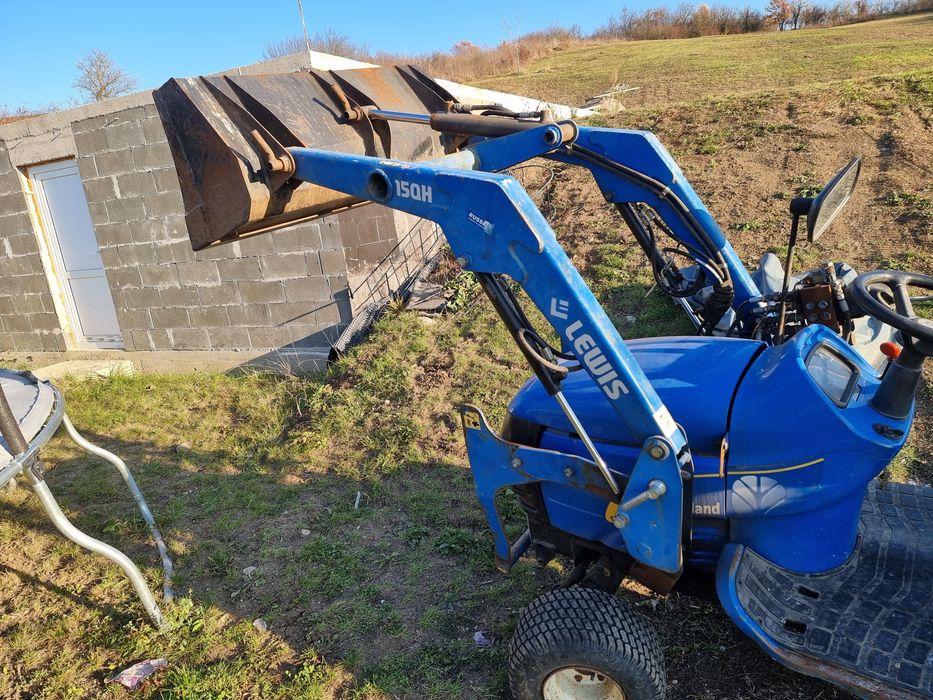 Tractor New Holland tz21d 21 de cai