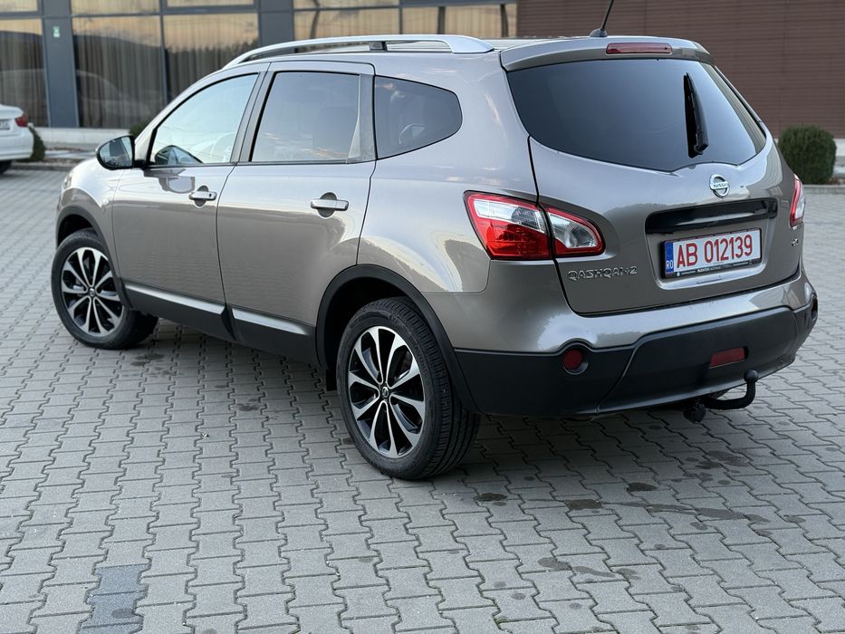 Nissan Qashqai+2 Tenka 2.0D 4x4 Automat full