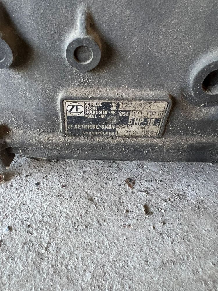 Коробка автомат на е34 5hp18 черная бирка