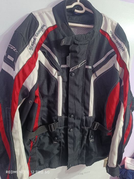 Текстилно мото яке