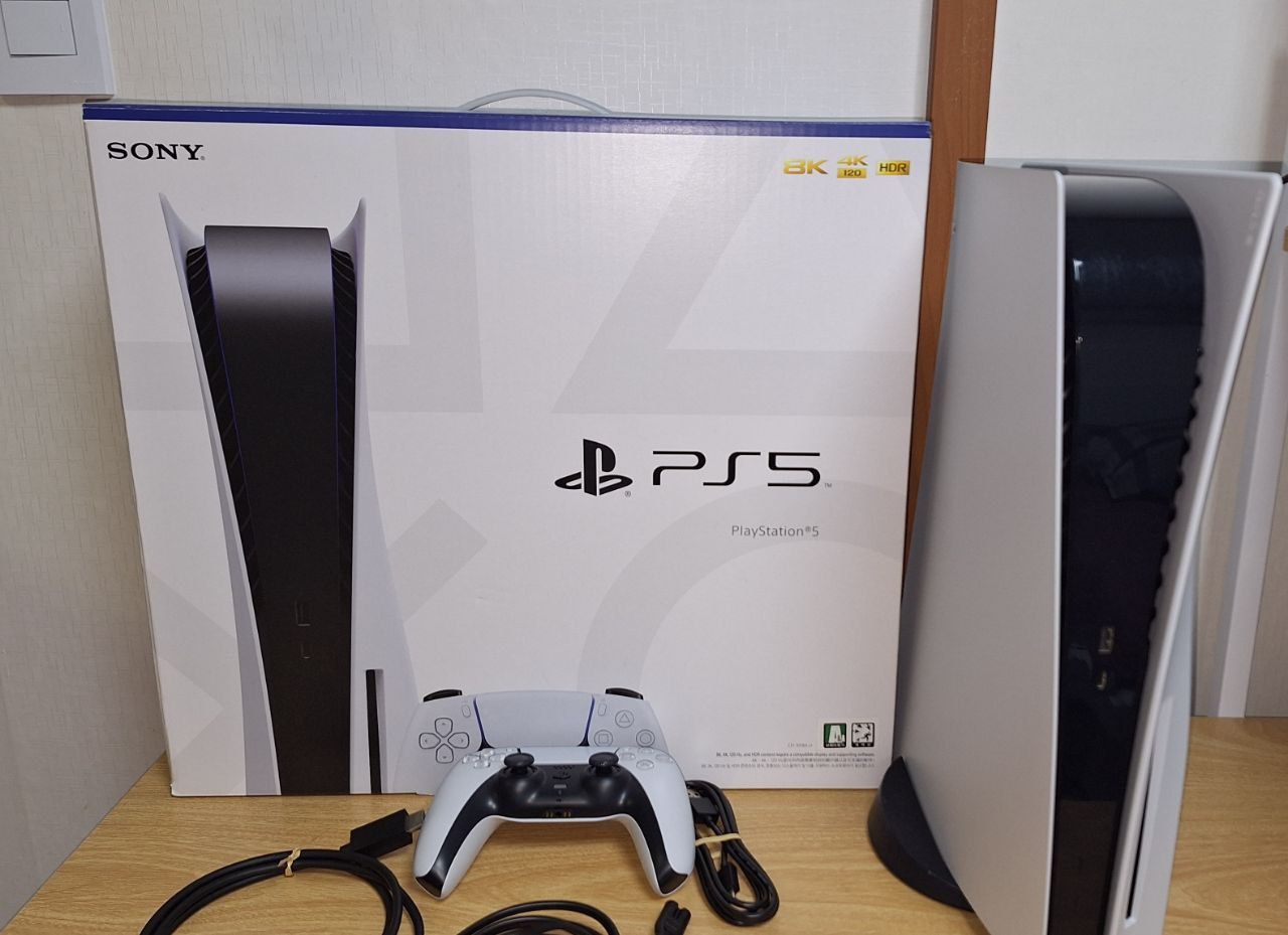 Sony PlayStation 5 o'yinlari bilan