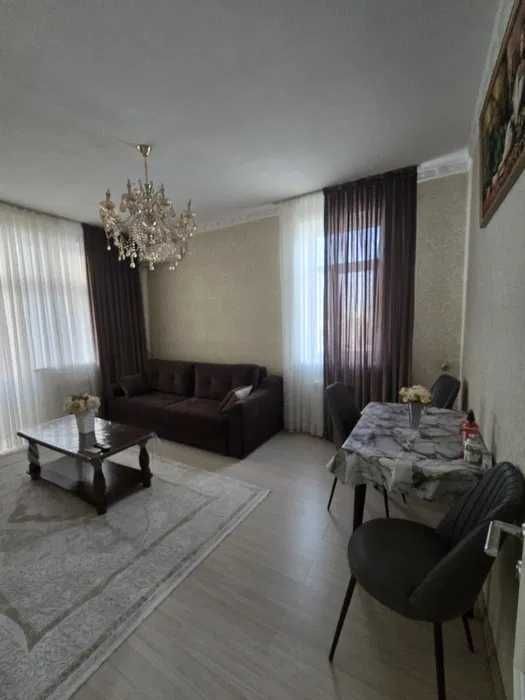 Сдаю 2 х ком квартиру ЖК Golden House Яккасарайский Р-Н Кушбеги