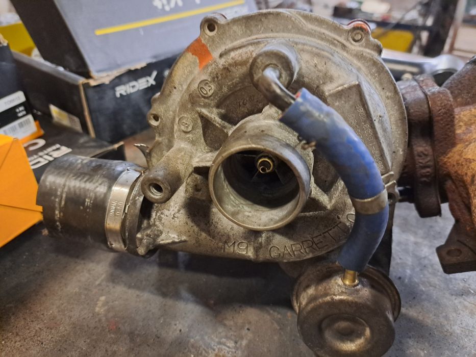 Турбо пежо 307 2.0 хди 90 к.с.    Без луфтове В перфектно техническо