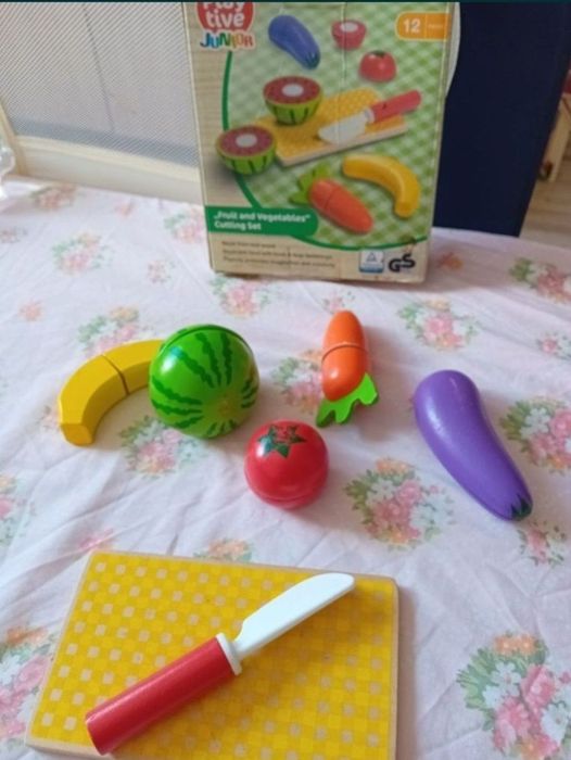 set joaca joc lemn taiat fructe legume playtive junior montessori