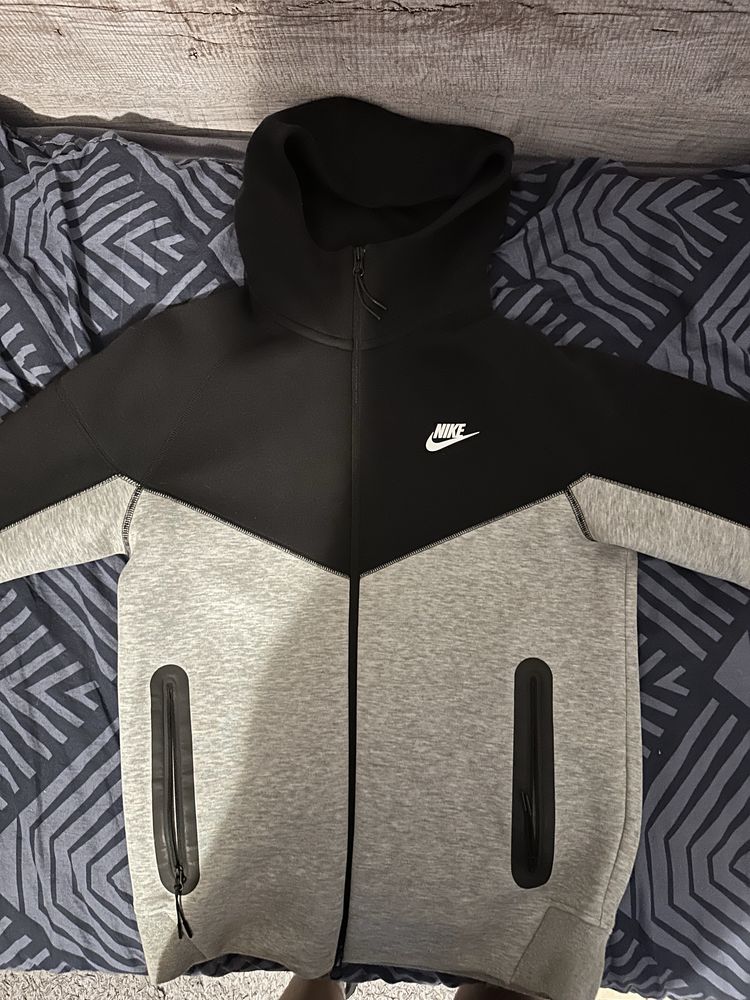 Nike tech оригинал S