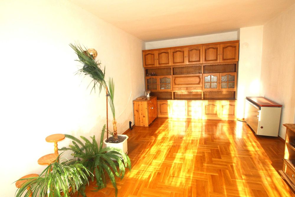 Тристаен апартамен в кв. Трендафил 1, гр. Габрово