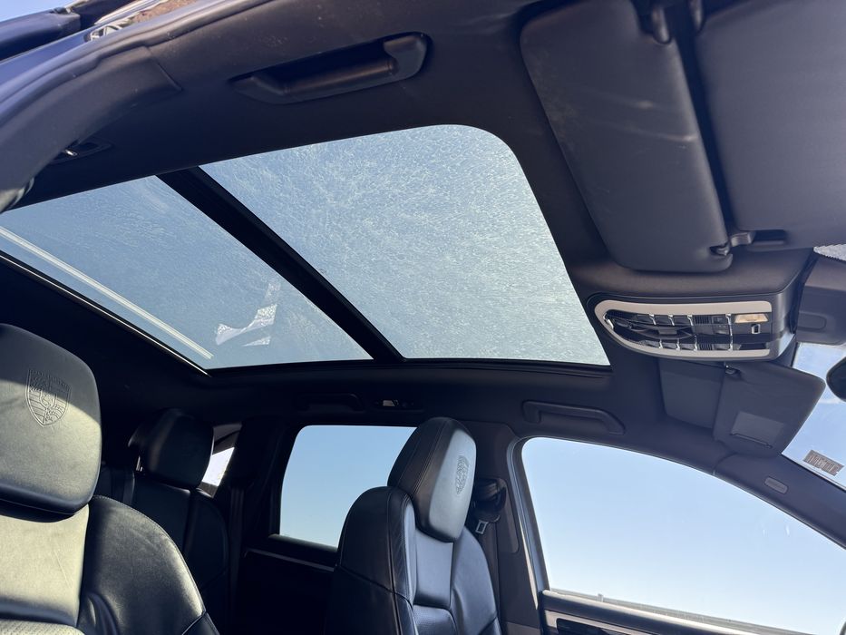 Dezmembrez / piese porsche cayenne 2012 3.0tdi crc