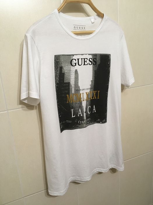 Guess - Tricou dama cu imprimeu