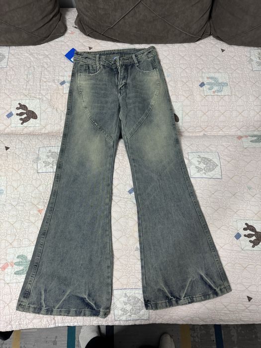 Джинсы светлые клеш