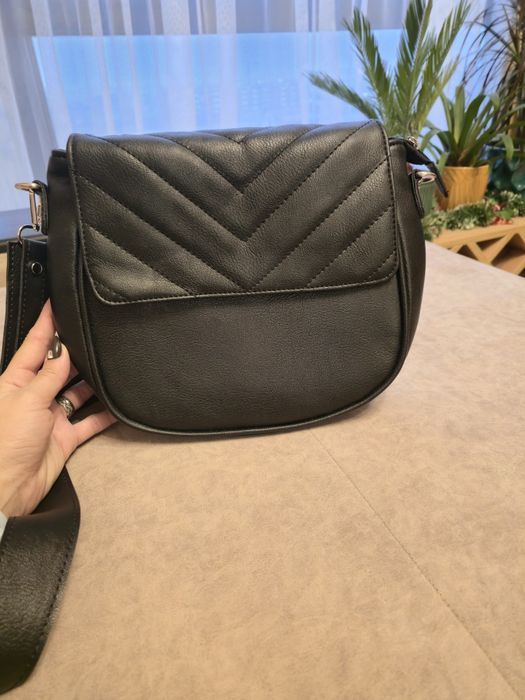 Нова дамска чанта през рамо