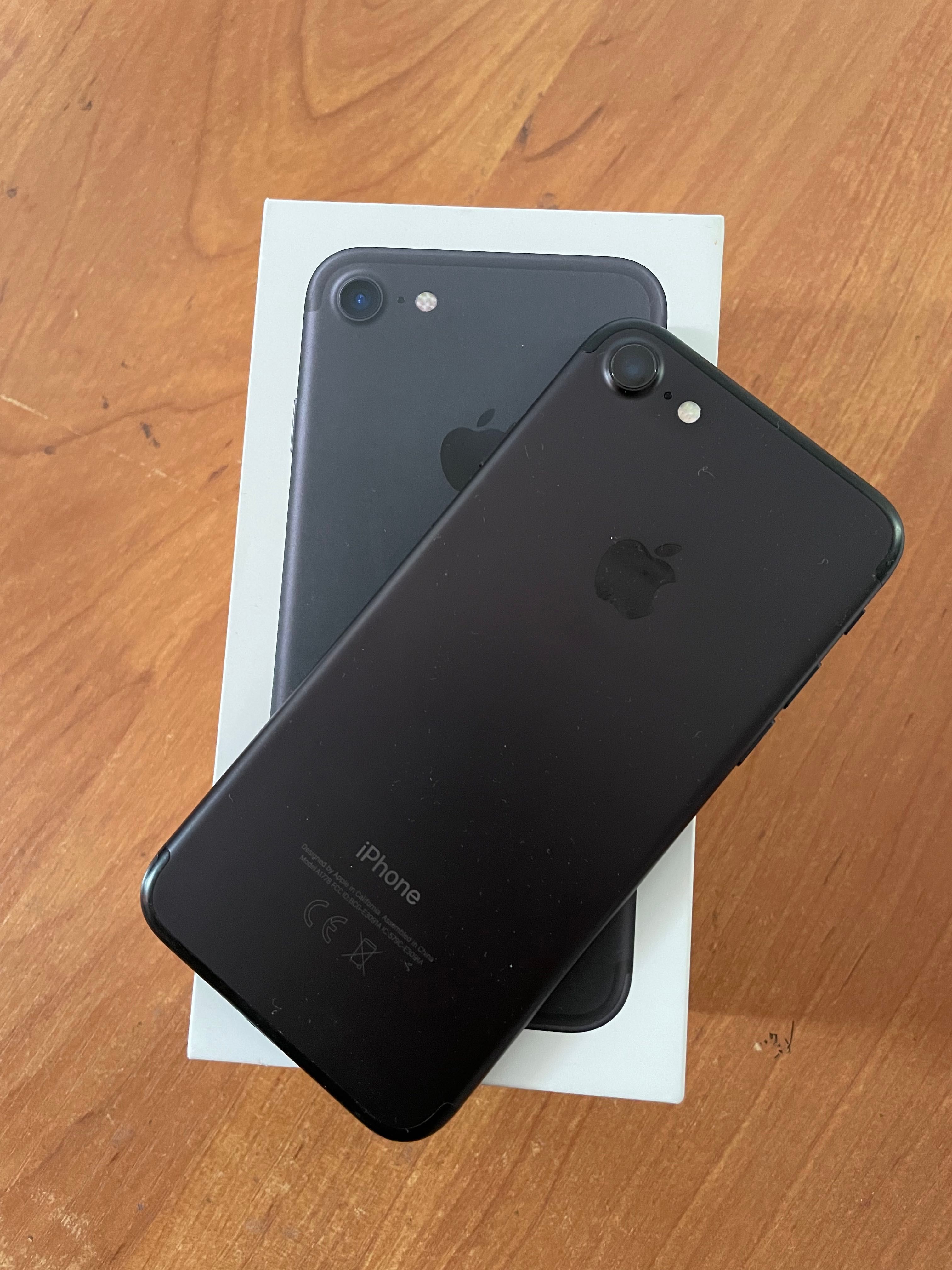 iPhone 7, 128gb черный