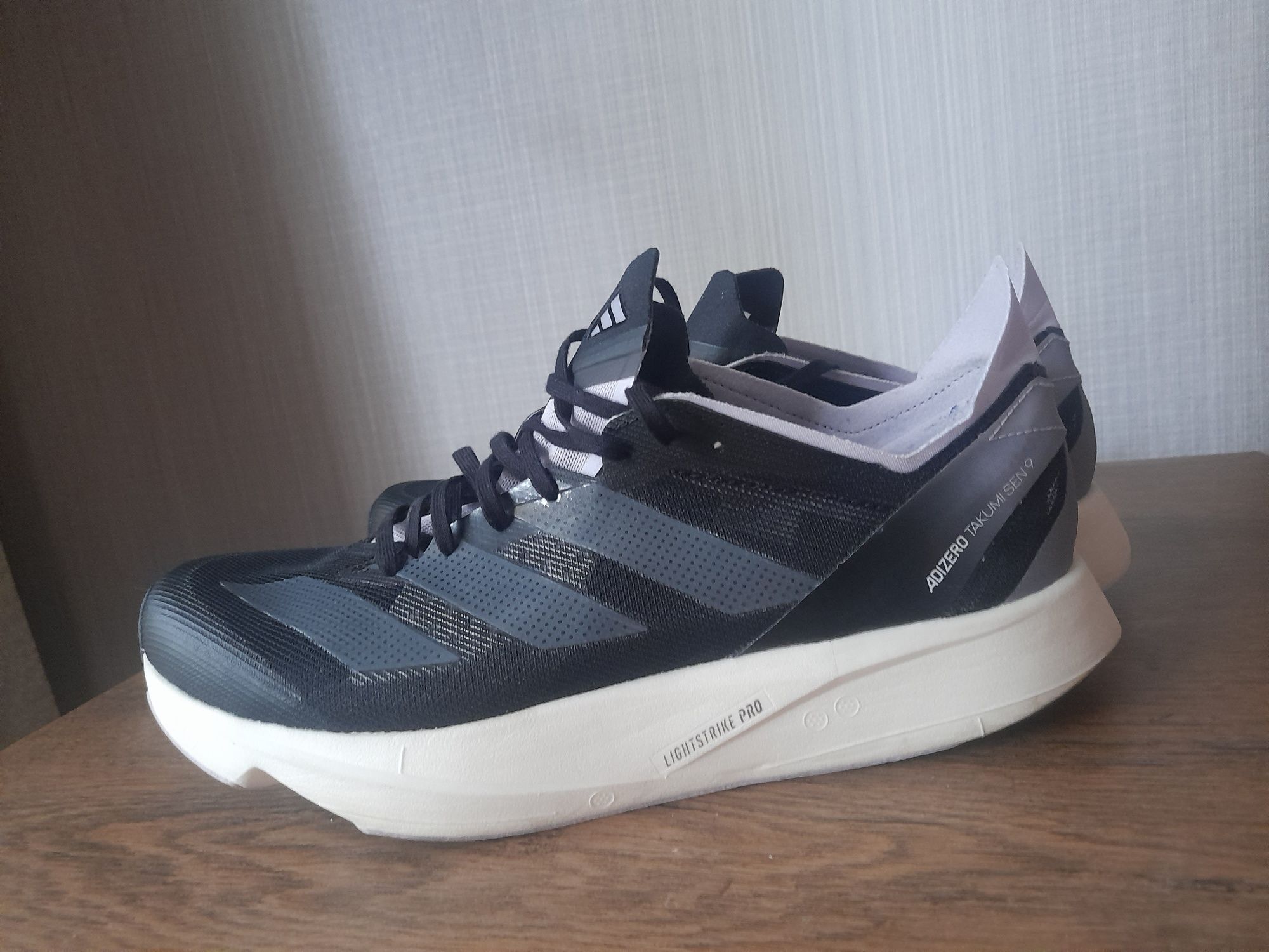 Adidas Adizero Takumi Sen 9 маратонки 40- 41 номер.