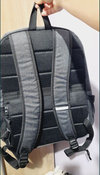 Rucsac laptop HP cu 3 compartimente