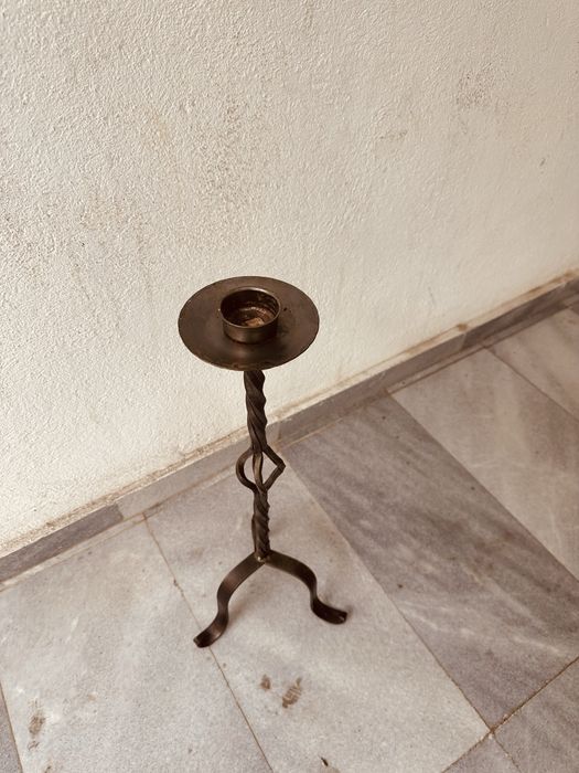 Подов свещник от ковано желязо