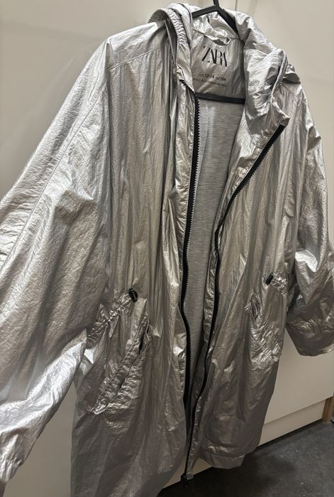 Дамско яке/ветровка Zara