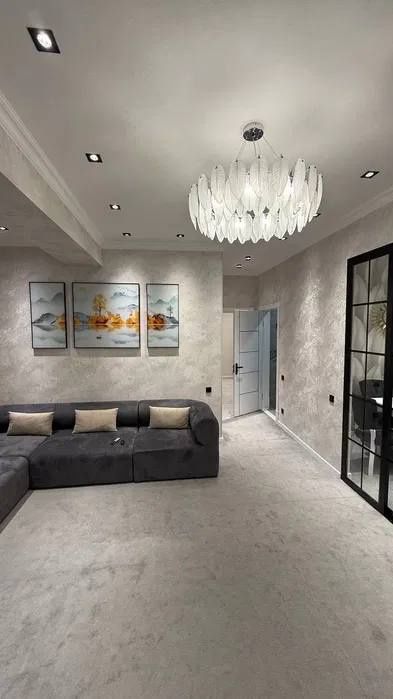 3/3/4 Буюк Ипак Йули,Максим Горький,Чайхона Салом, новостройка,80 м2