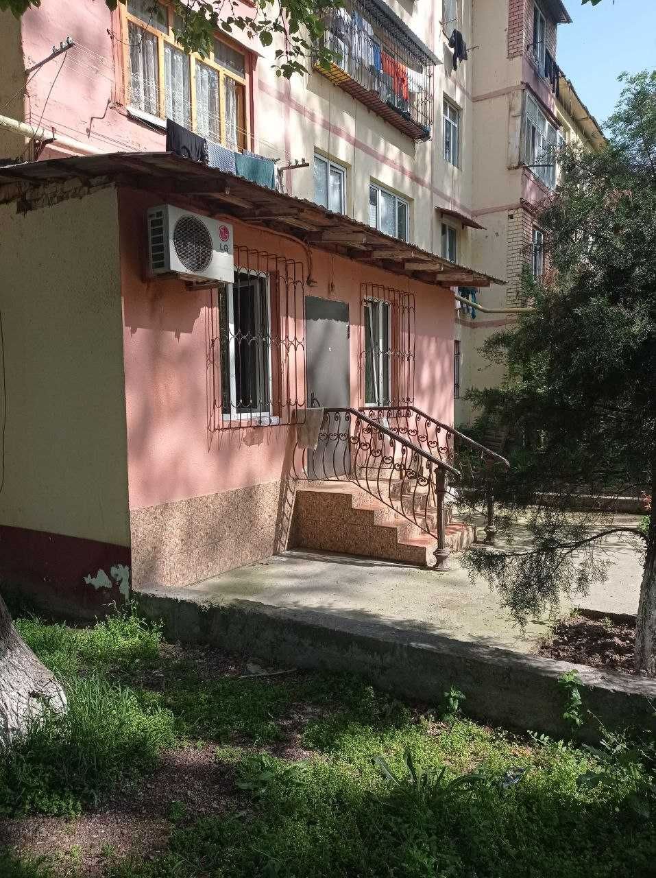 Продам 1 в 2-х комнатную.Чиланзар-21 квартал.