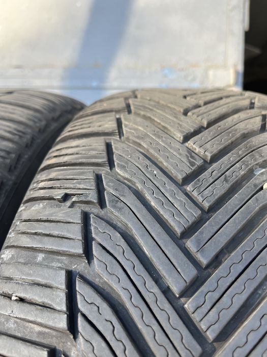 2 бр. зимни гуми 205/50/17 Michelin A6 6 mm DOT 2223
