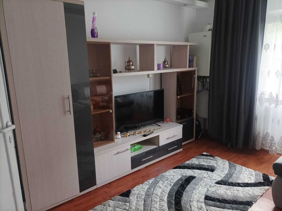Se vinde garsoniera mobilata și utilata