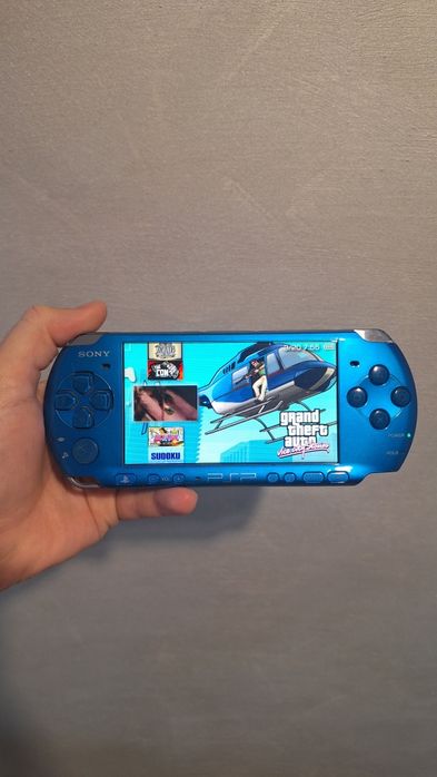 Sony PSP 3000, Modat, 550 de jocuri, consola 9 in 1