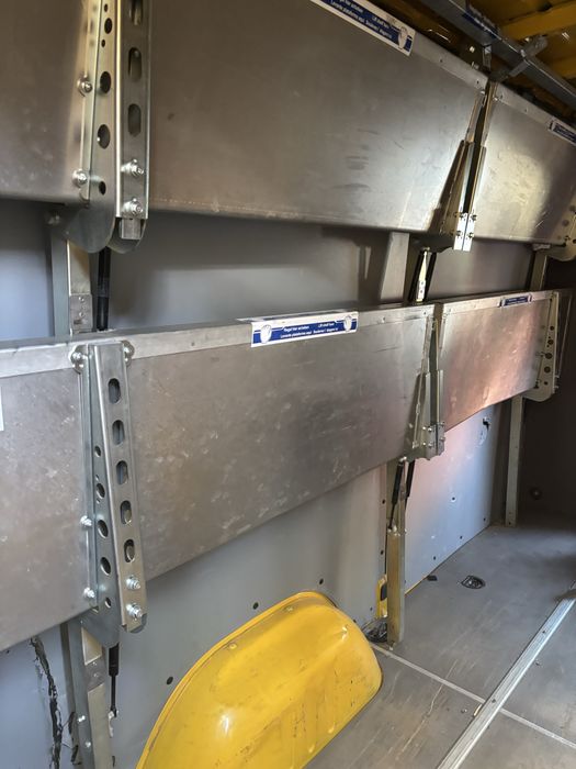 Rafturii metalice pliabile