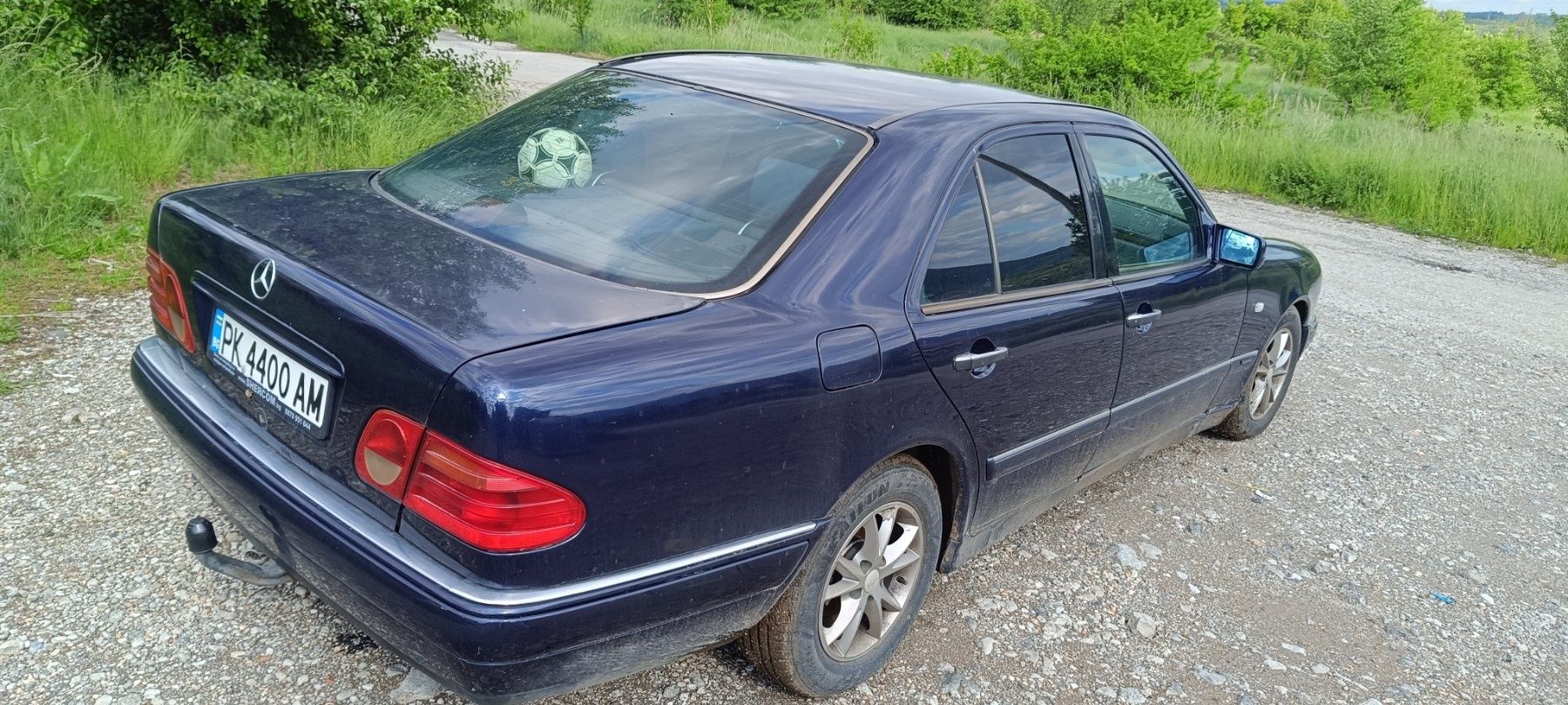 Продавам Мерцедес W210.