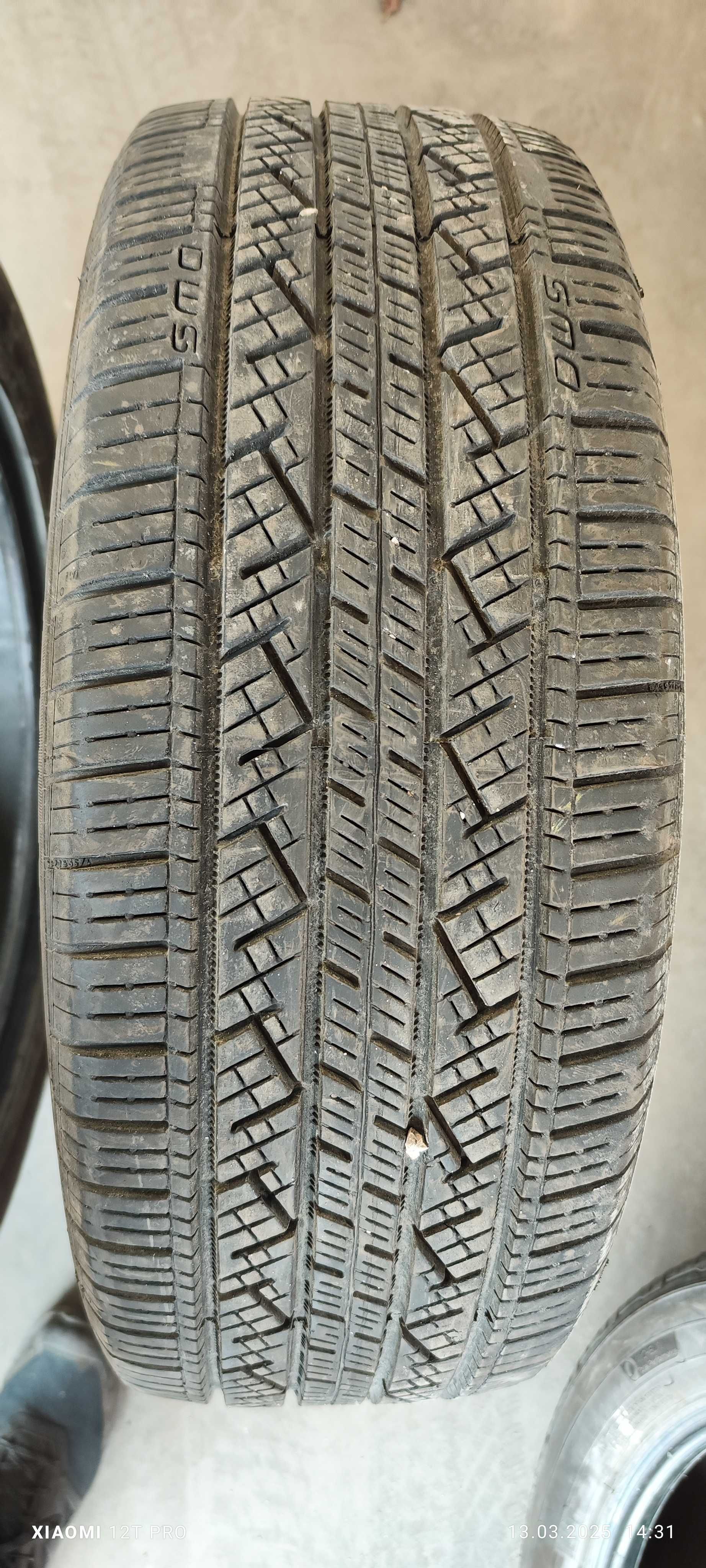 235/55/20 continental