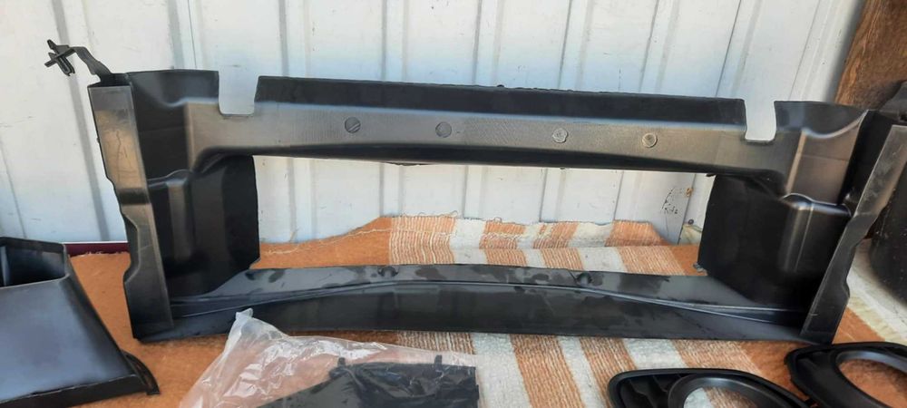 Bara fata BMW Seria 1 F20 Lci 2015-2018 facelift M pachet