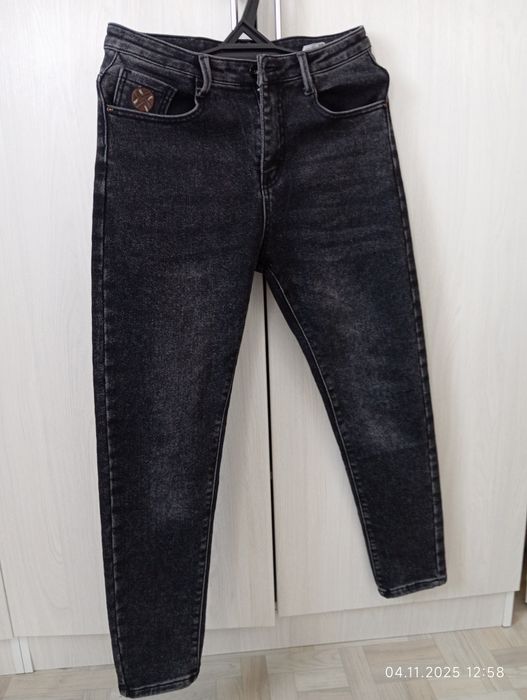 Джинсы мужские, черные