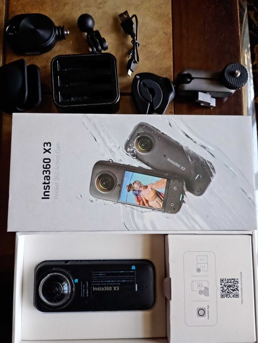 insta 360 x3 action camera