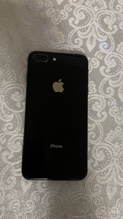 iPhone  8 plus black
