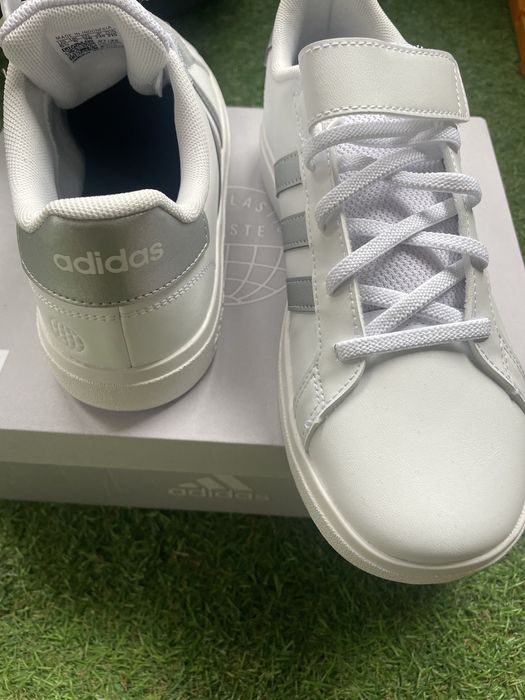 Adidas нови оригинални маратонки