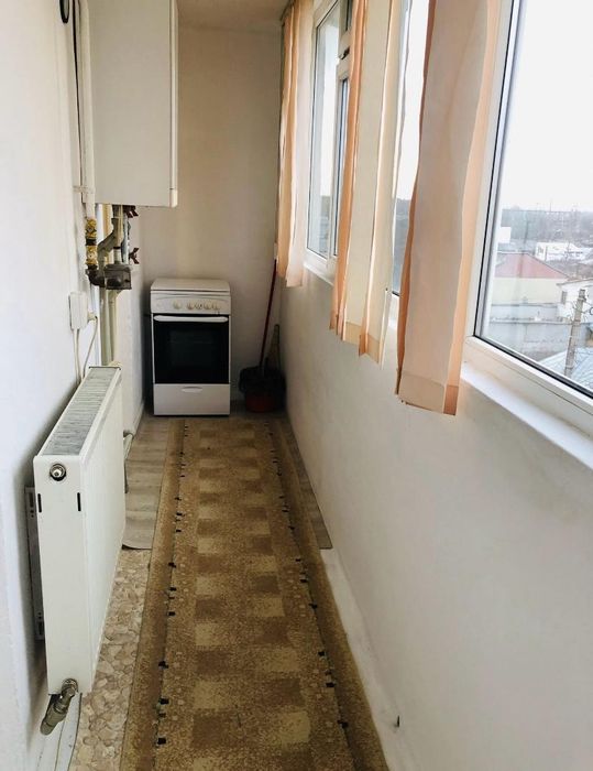 Închiriez apartament cu o camera