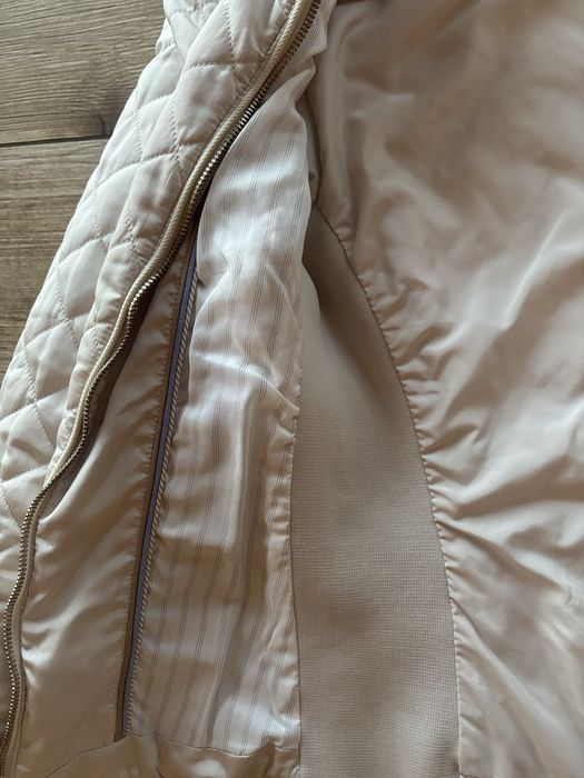 Дамско бежово яке Zara