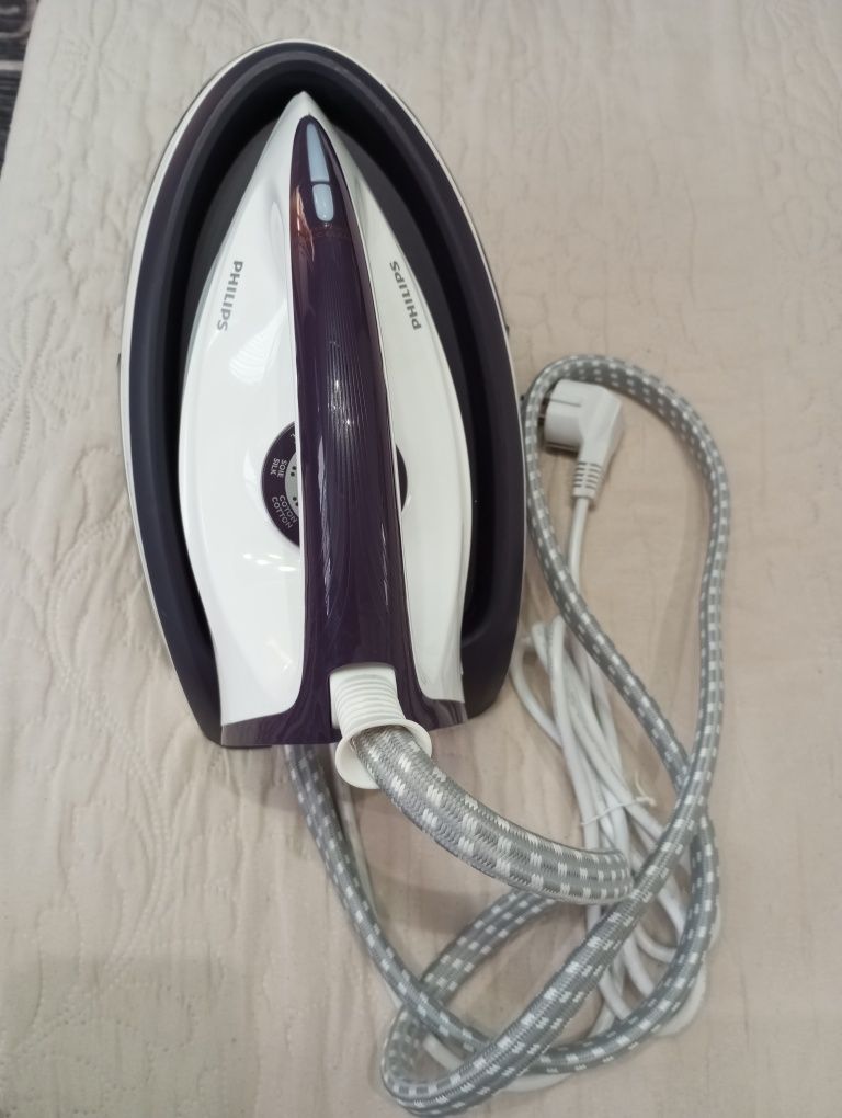 Ютия с парогенератор PHILIPS HI5914