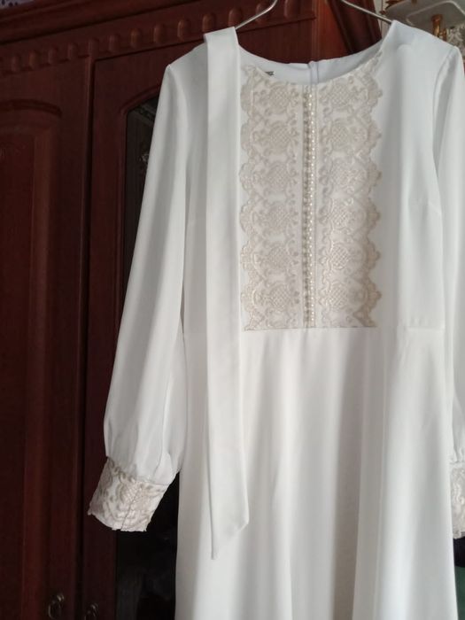 Продам платье состояние отличное размер 46-48