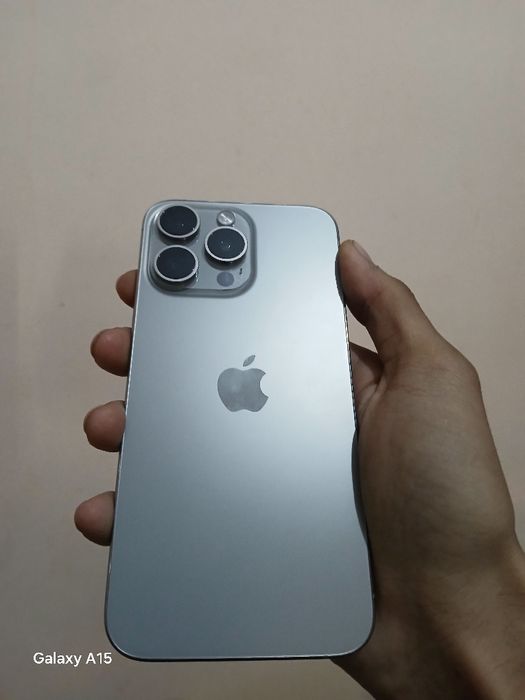 iPhone 15 pro max ideal