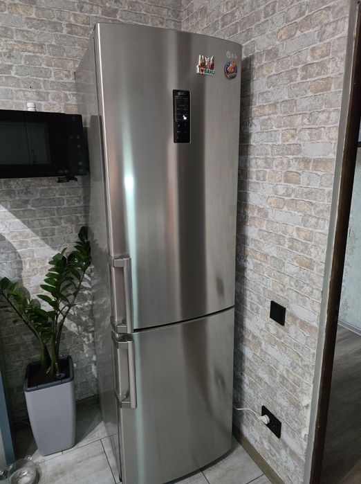 Холодильник LG...
