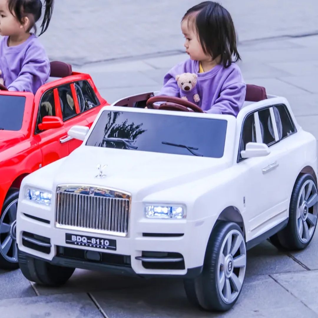 Rolls Royce detskiy