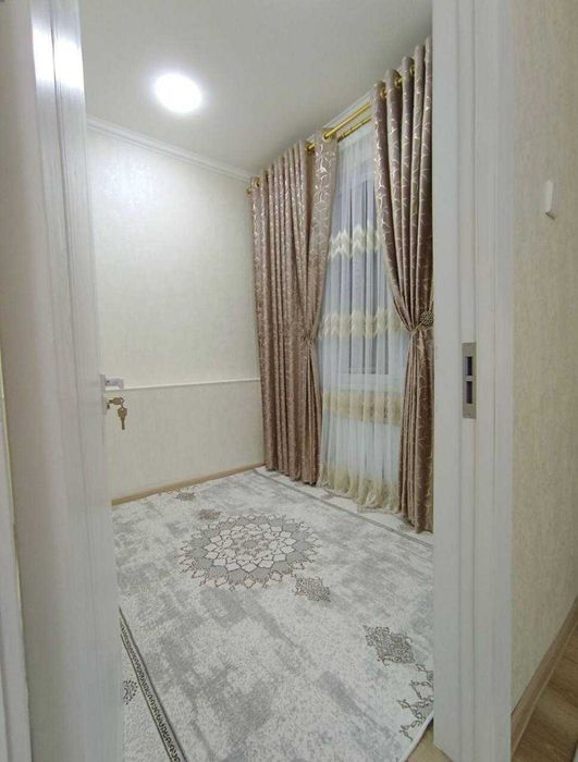 Продаётся 2в3/3/4 Юнусабад 13 Ахмад Дониш мебель+техника