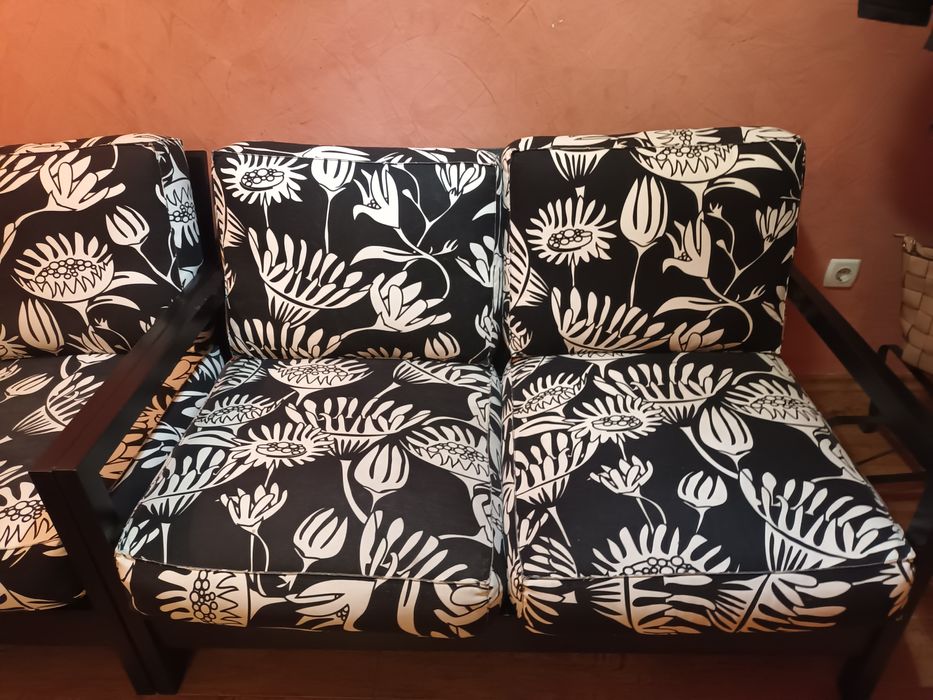 Canapele de doua persoane